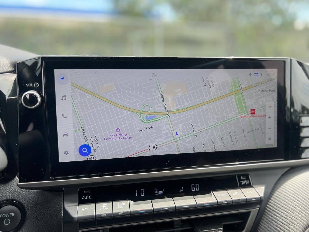 2025 Toyota Camry SE 4dr Sedan