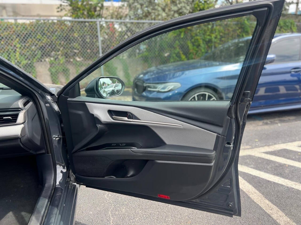 2025 Toyota Camry SE 4dr Sedan