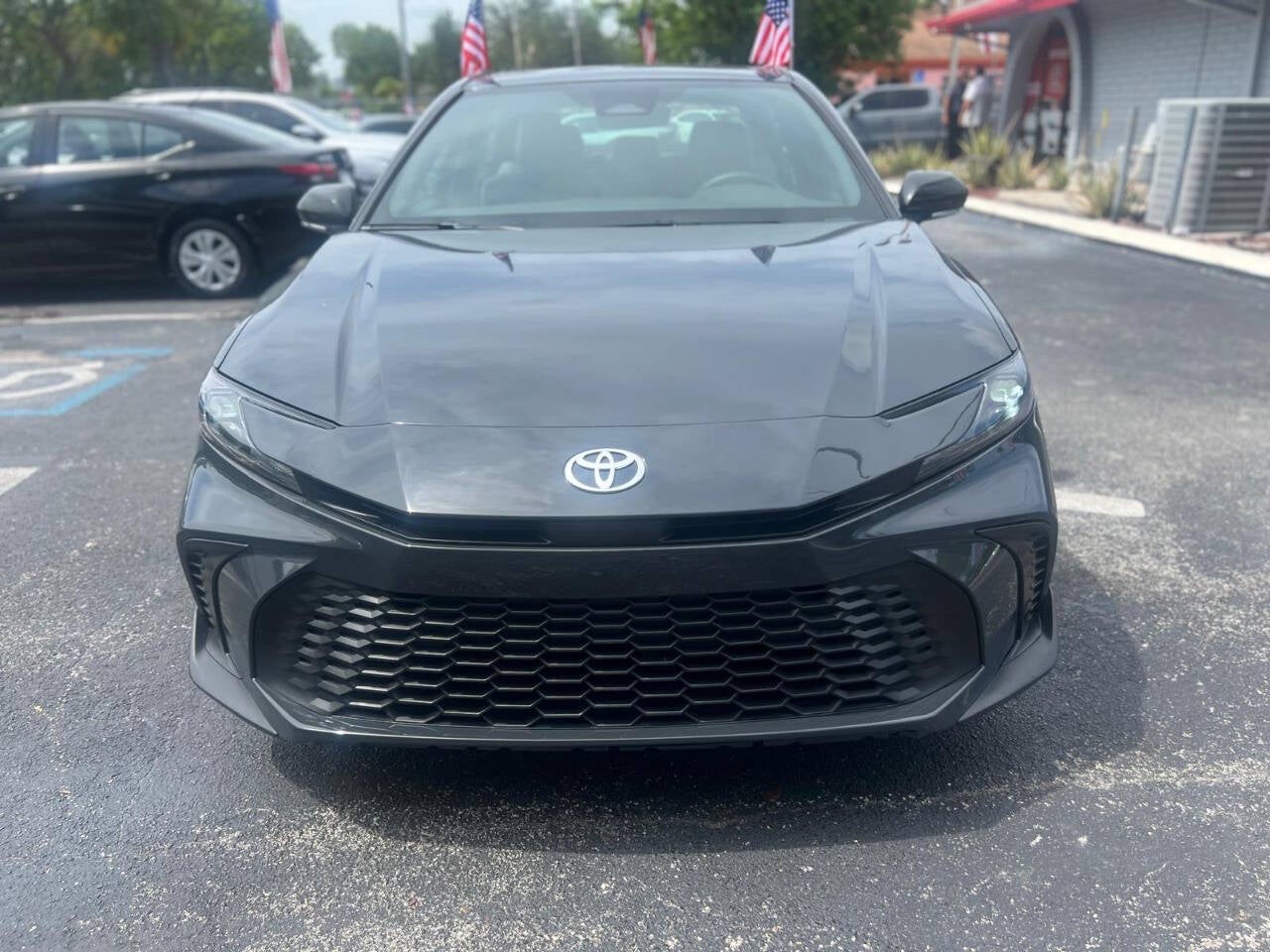 2025 Toyota Camry SE 4dr Sedan