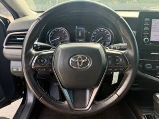 2022 Toyota Camry SE 4dr Sedan