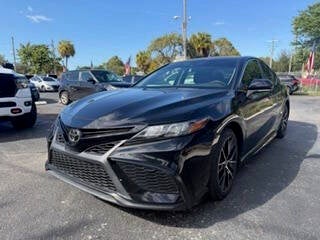 2022 Toyota Camry SE 4dr Sedan