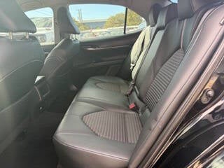 2022 Toyota Camry SE 4dr Sedan