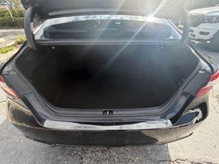 2022 Toyota Camry SE 4dr Sedan