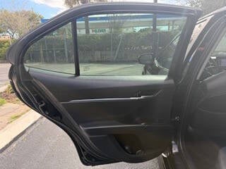 2022 Toyota Camry SE 4dr Sedan