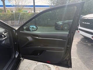 2022 Toyota Camry SE 4dr Sedan