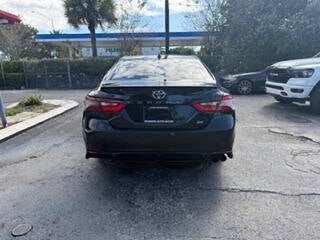 2022 Toyota Camry SE 4dr Sedan