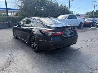2022 Toyota Camry SE 4dr Sedan