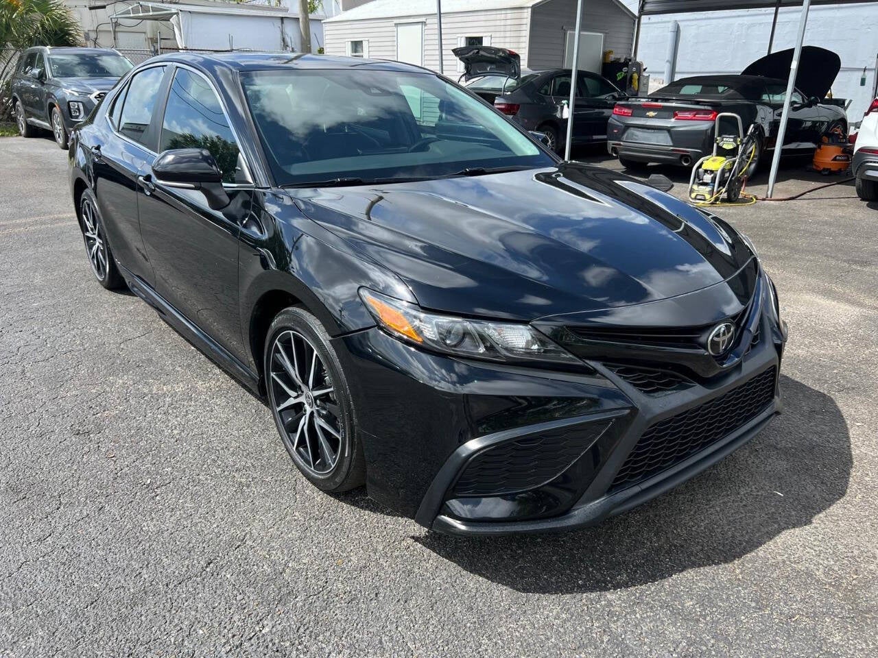 2023 Toyota Camry SE Nightshade 4dr Sedan