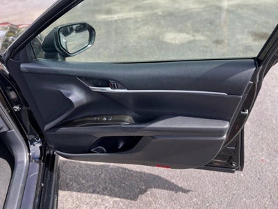 2023 Toyota Camry SE Nightshade 4dr Sedan