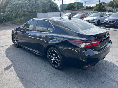 2021 Toyota Camry SE Nightshade 4dr Sedan