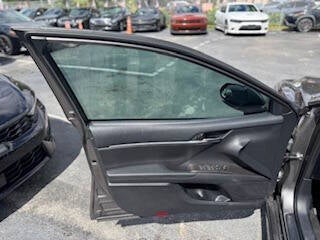 2022 Toyota Camry SE 4dr Sedan