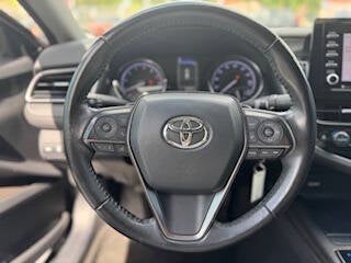 2022 Toyota Camry SE 4dr Sedan