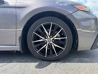 2022 Toyota Camry SE 4dr Sedan