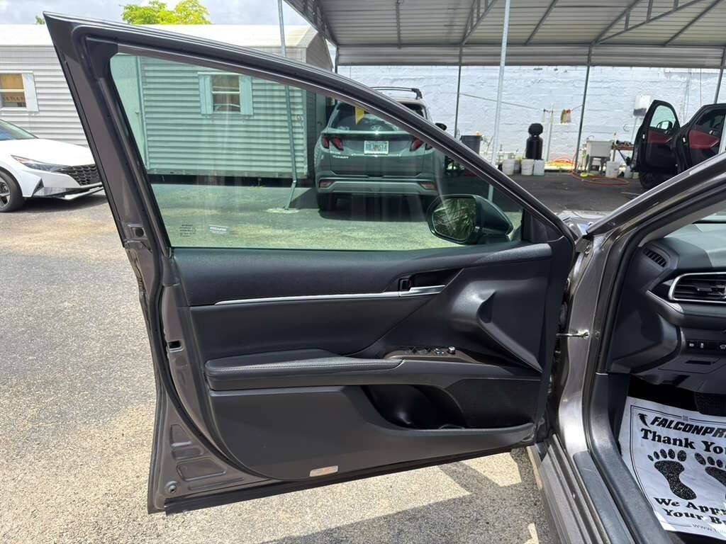 2022 Toyota Camry XSE 4dr Sedan