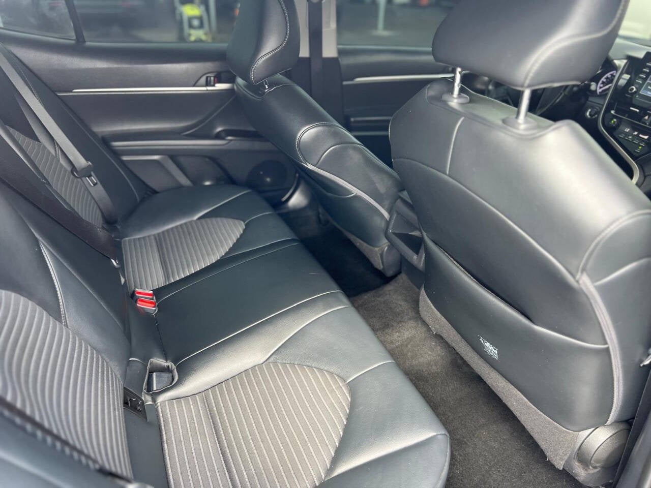 2021 Toyota Camry SE Nightshade 4dr Sedan