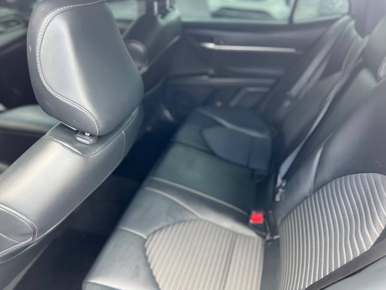 2021 Toyota Camry SE Nightshade 4dr Sedan