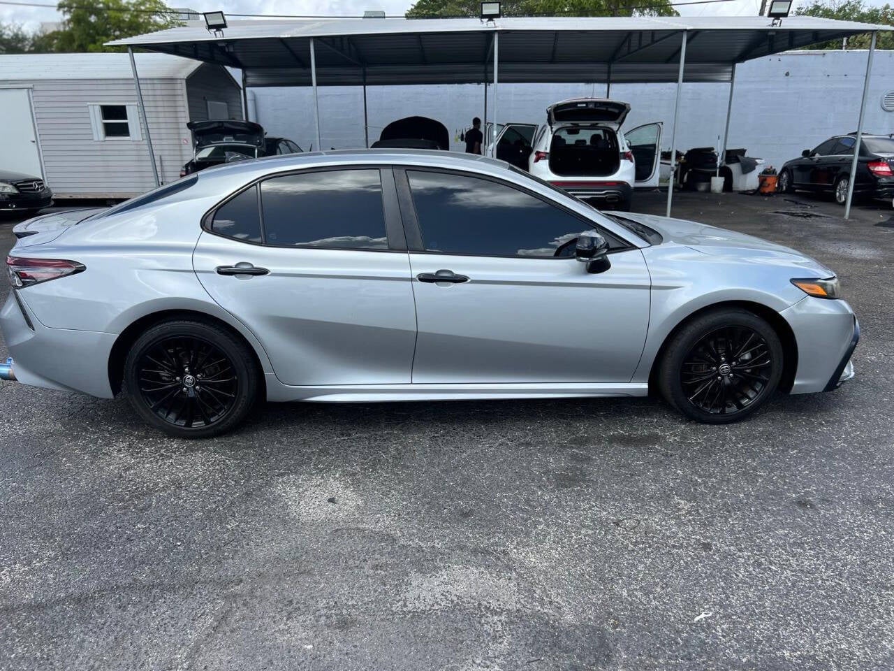 2021 Toyota Camry SE Nightshade 4dr Sedan