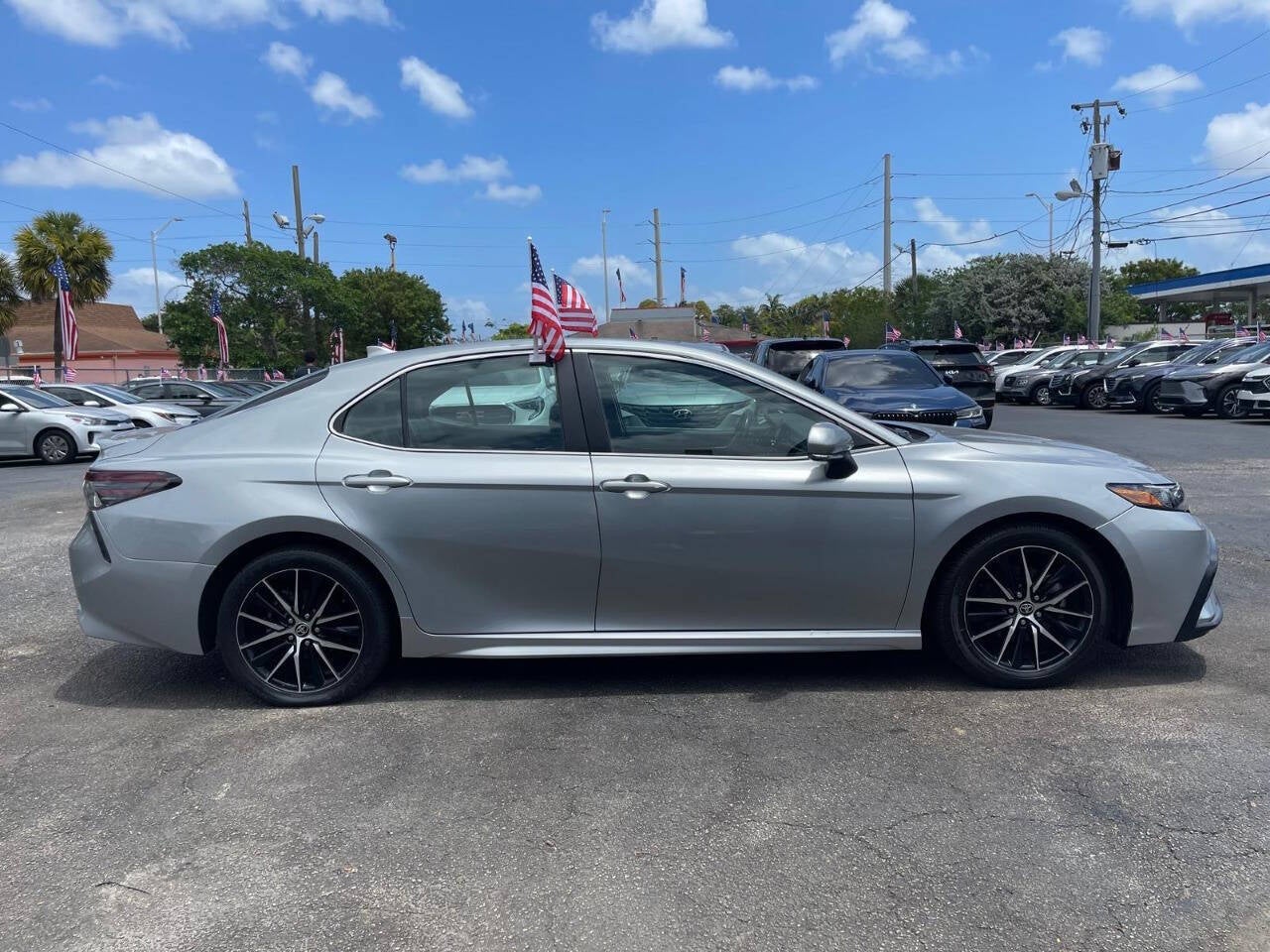 2022 Toyota Camry SE Nightshade AWD 4dr Sedan