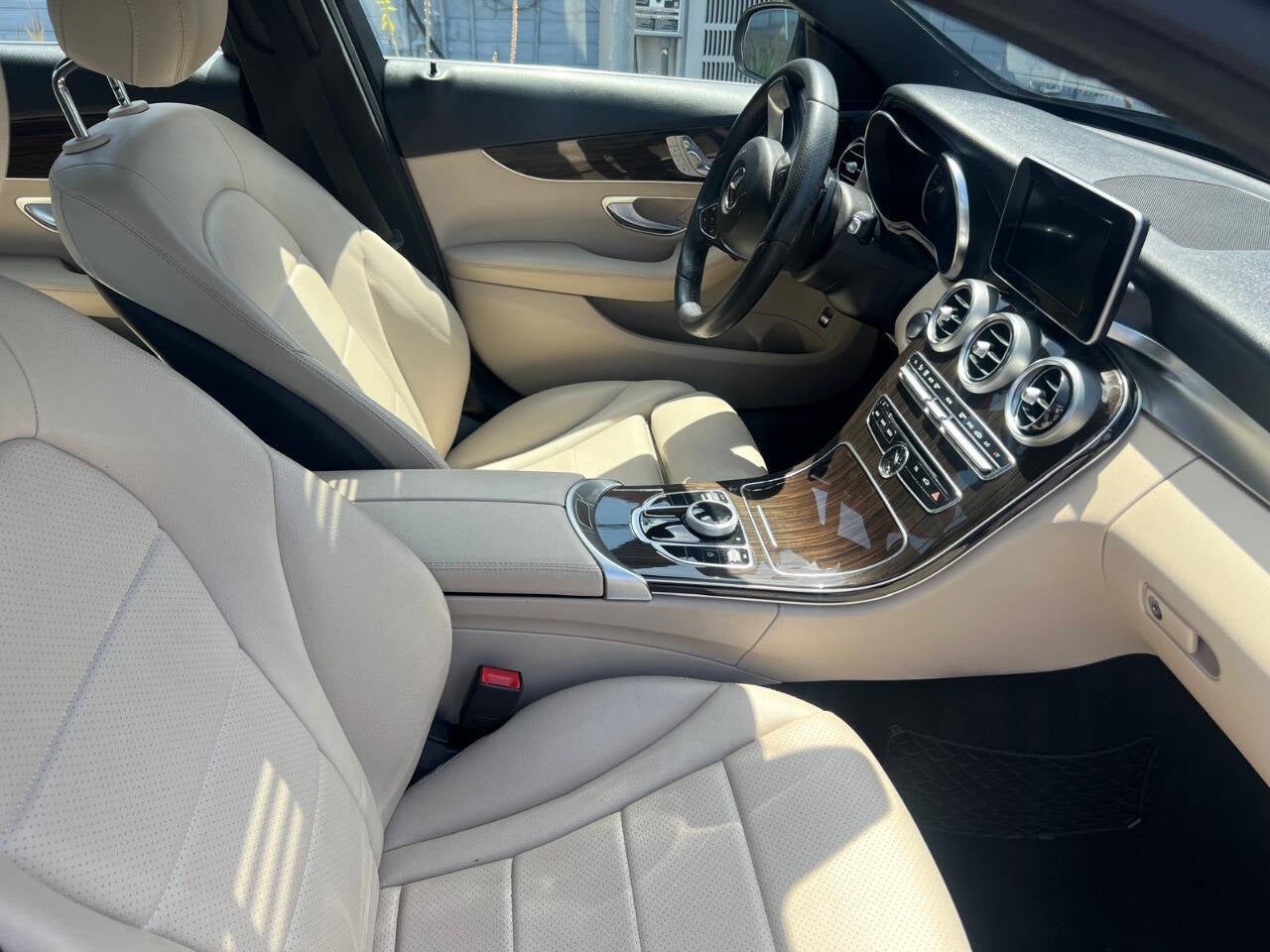 2018 Mercedes-Benz C-Class C 300 4dr Sedan