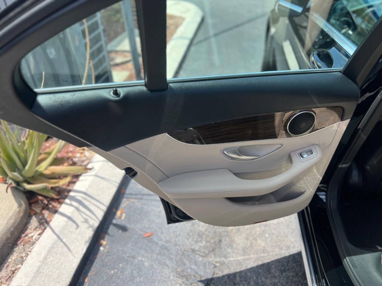 2018 Mercedes-Benz C-Class C 300 4dr Sedan