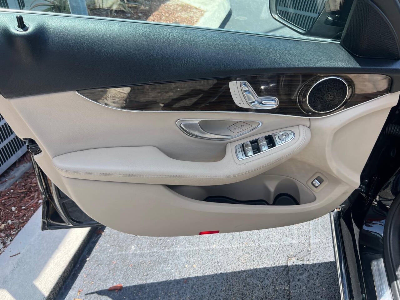 2018 Mercedes-Benz C-Class C 300 4dr Sedan