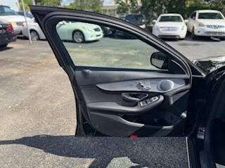2018 Mercedes-Benz C-Class C 300 4dr Sedan