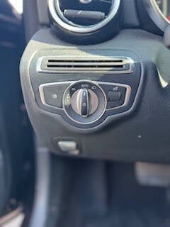 2018 Mercedes-Benz C-Class C 300 4dr Sedan