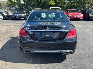 2018 Mercedes-Benz C-Class C 300 4dr Sedan