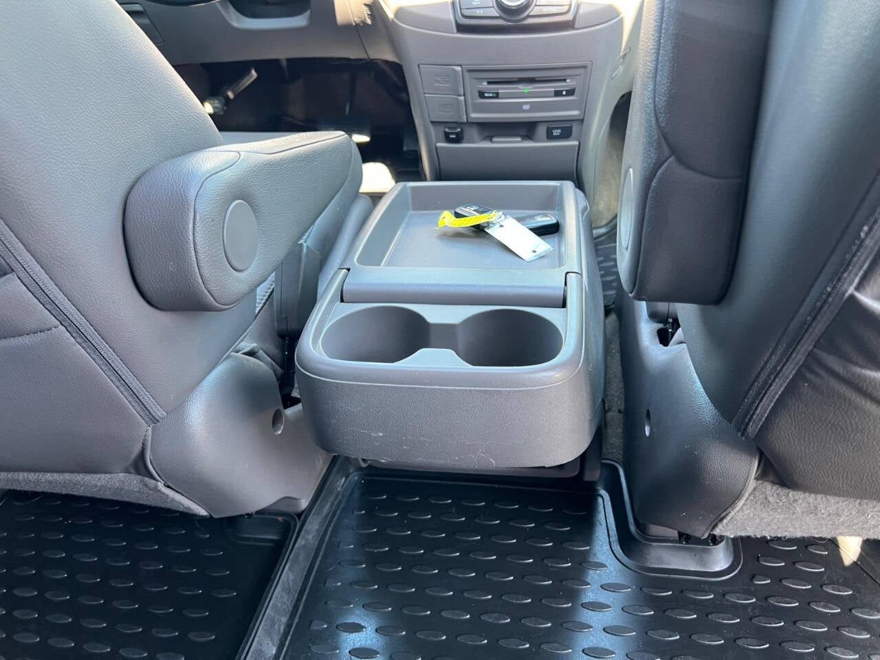 2015 Honda Odyssey Touring Elite 4dr Mini Van