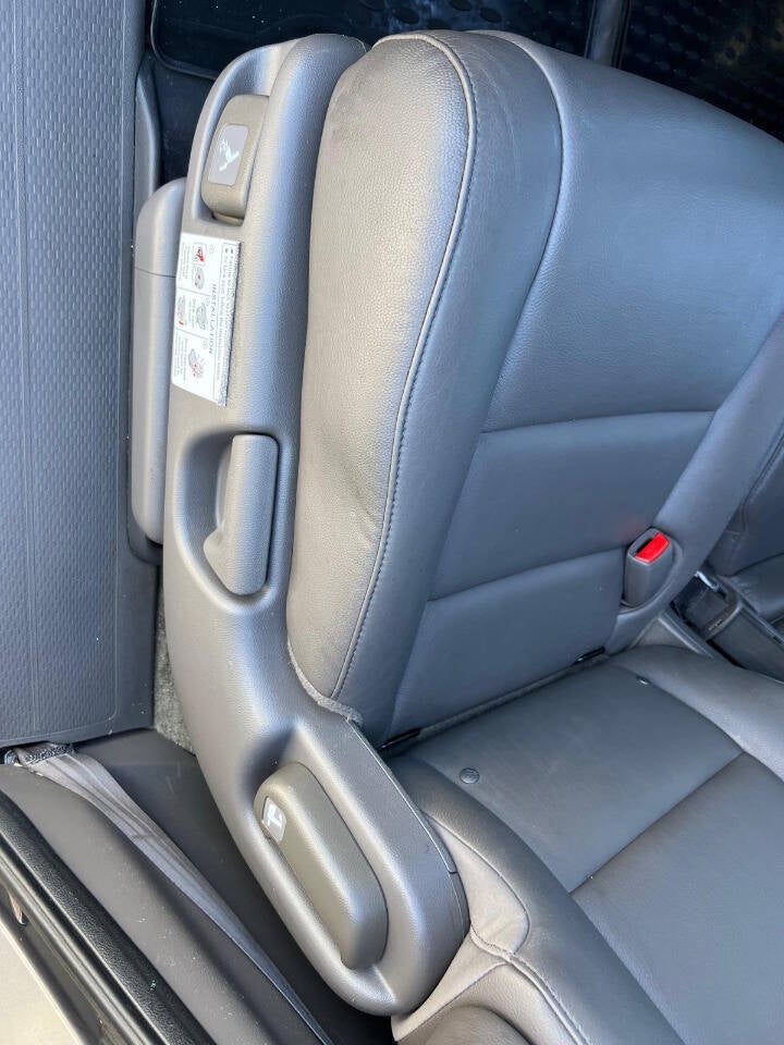 2015 Honda Odyssey Touring Elite 4dr Mini Van