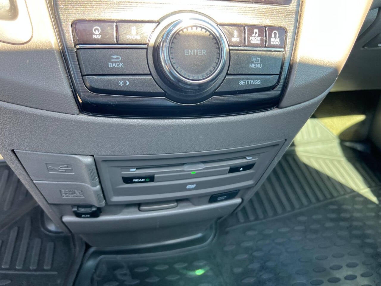 2015 Honda Odyssey Touring Elite 4dr Mini Van