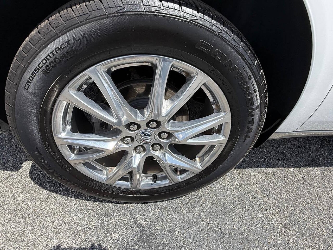 2023 Buick Enclave Essence 4dr Crossover