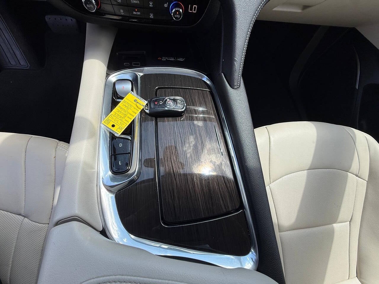 2023 Buick Enclave Essence 4dr Crossover