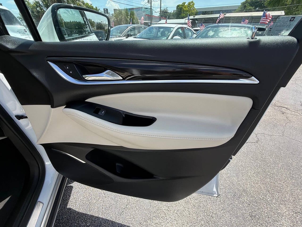2023 Buick Enclave Essence 4dr Crossover