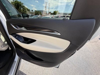 2023 Buick Enclave Essence 4dr Crossover