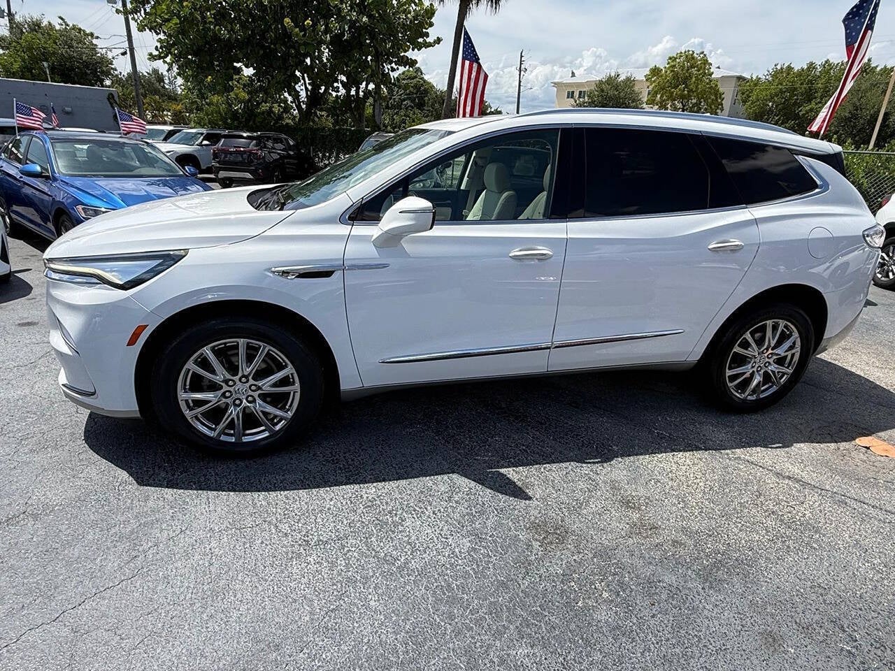 2023 Buick Enclave Essence 4dr Crossover