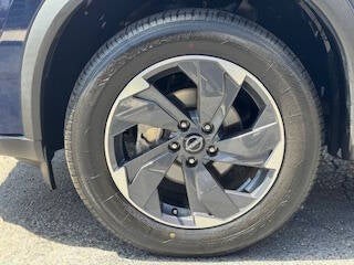 2024 Nissan Rogue SV 4dr Crossover