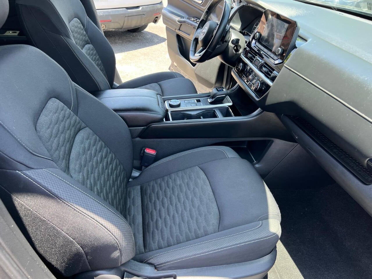 2022 Nissan Pathfinder SV AWD 4dr SUV