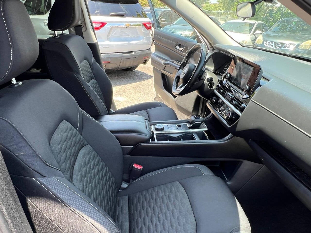 2022 Nissan Pathfinder SV AWD 4dr SUV