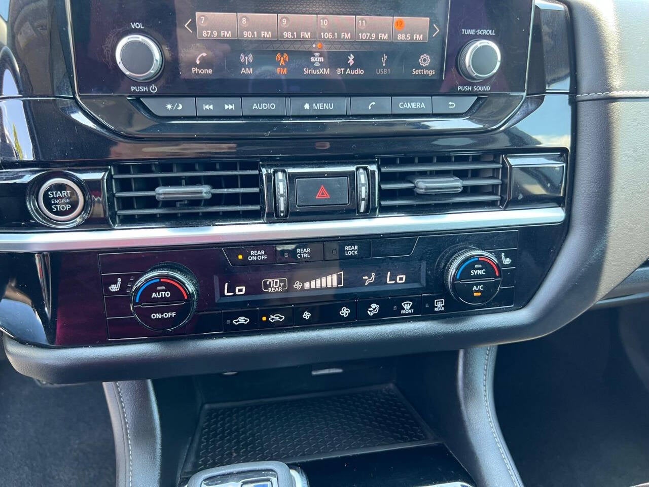 2022 Nissan Pathfinder SV AWD 4dr SUV