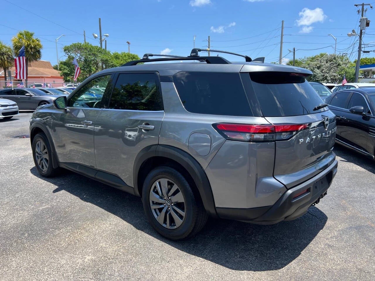 2022 Nissan Pathfinder SV AWD 4dr SUV