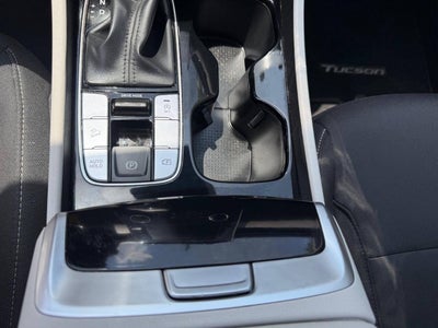 2023 Hyundai Tucson SE 4dr SUV