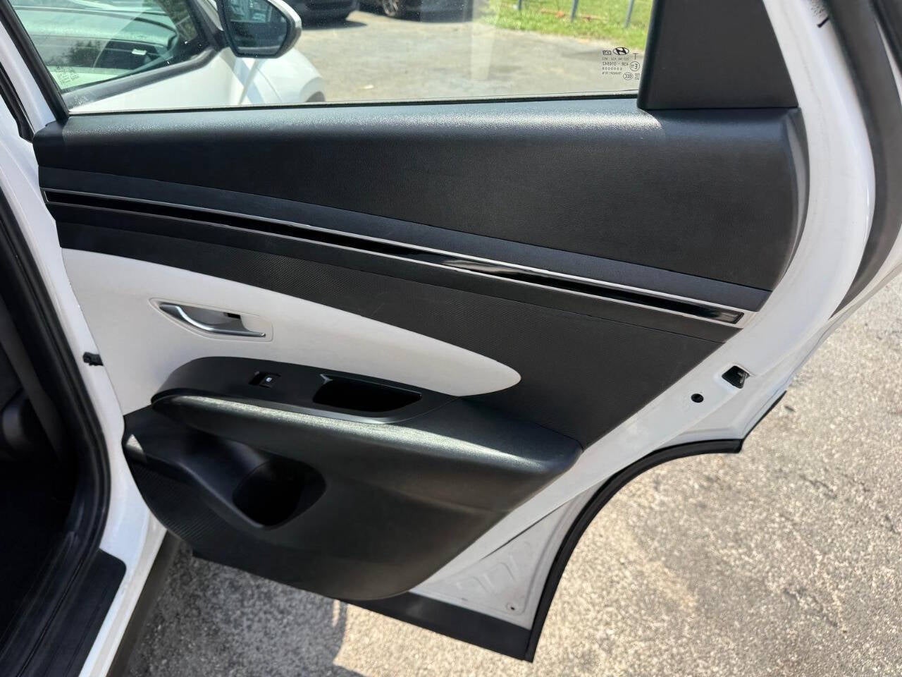 2023 Hyundai Tucson SE 4dr SUV