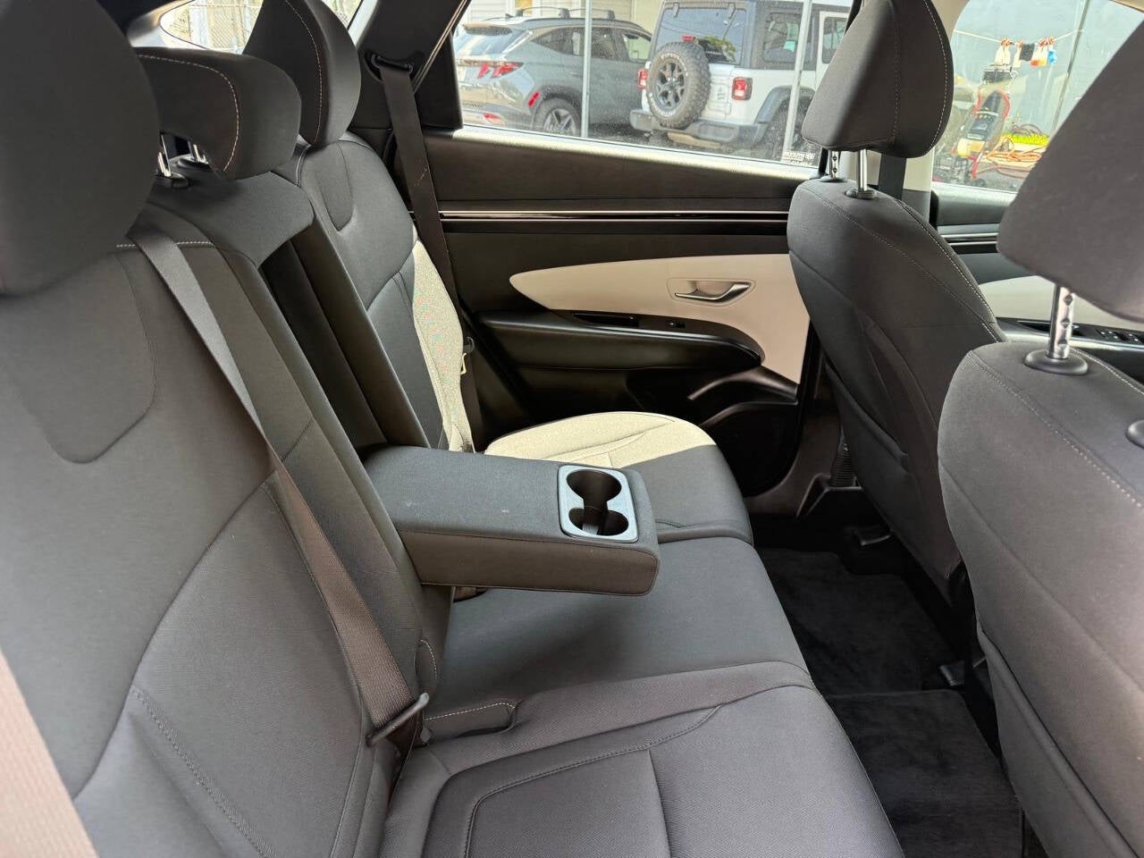2023 Hyundai Tucson SE 4dr SUV