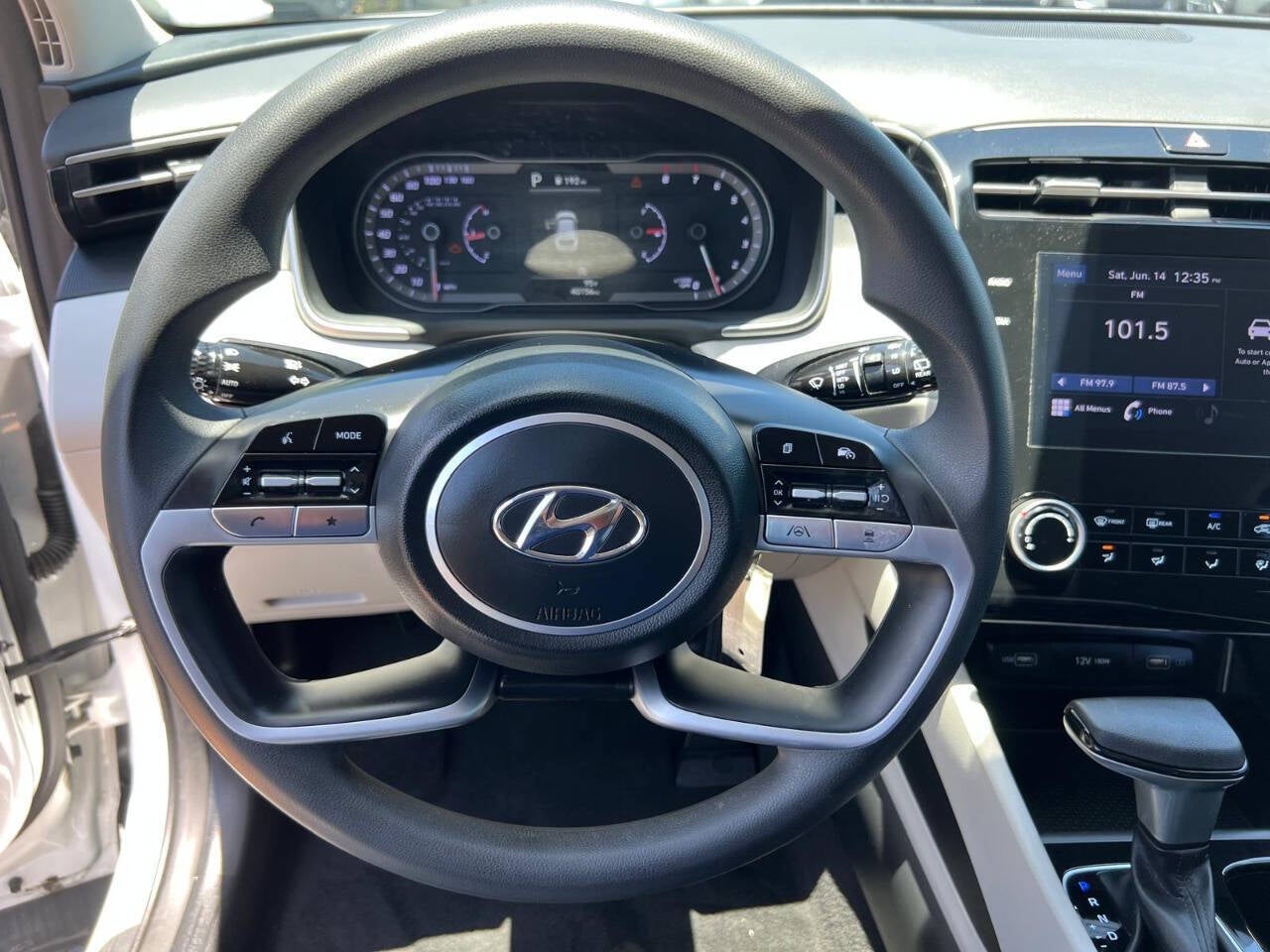 2024 Hyundai Tucson SE 4dr SUV