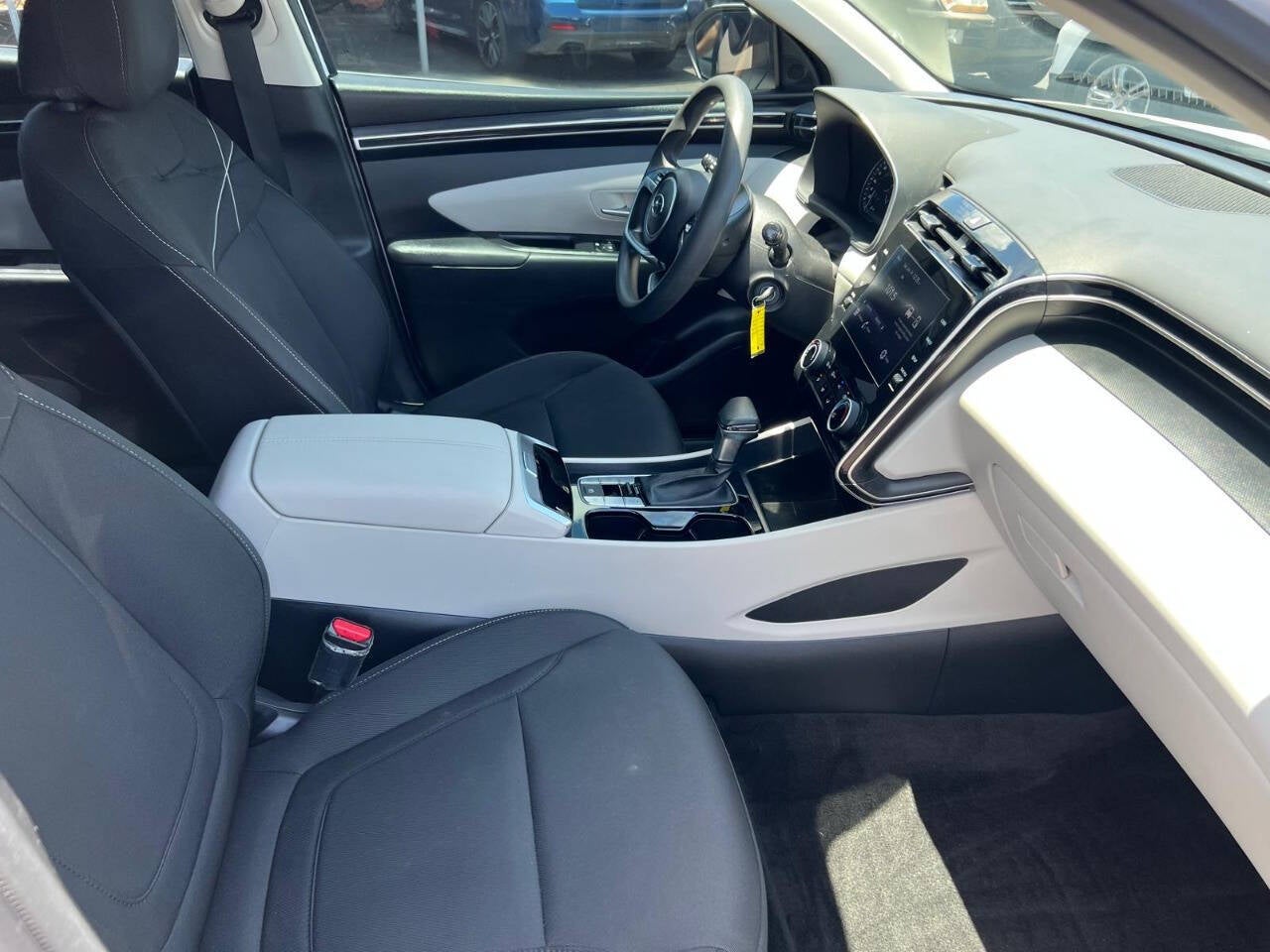 2024 Hyundai Tucson SE 4dr SUV