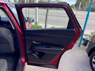 2025 Hyundai Tucson SE 4dr SUV