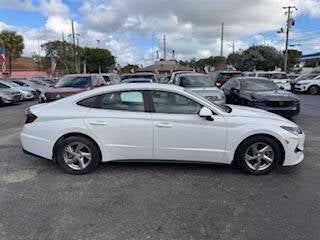 2022 Hyundai Sonata SE 4dr Sedan