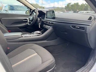 2022 Hyundai Sonata SE 4dr Sedan