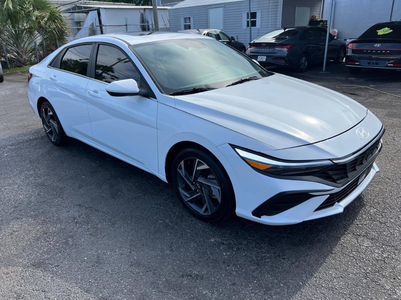 2023 Hyundai Elantra SEL 4dr Sedan SULEV